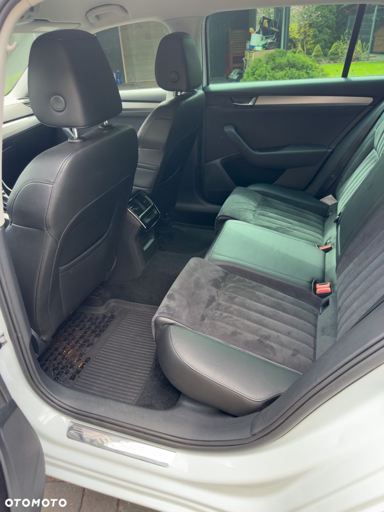 Skoda Superb 2.0 TDI Style DSG7 - 27