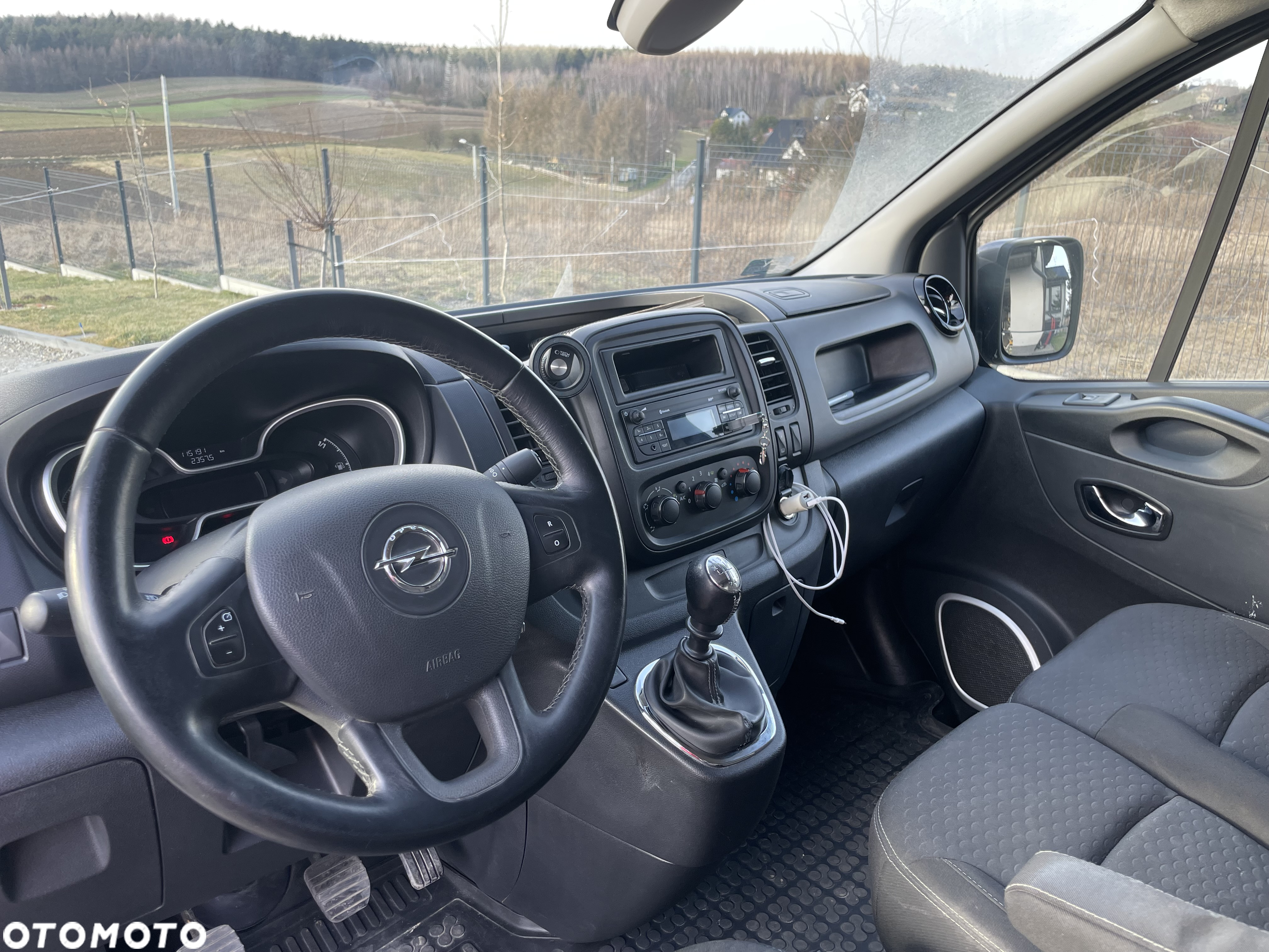 Opel Vivaro - 12