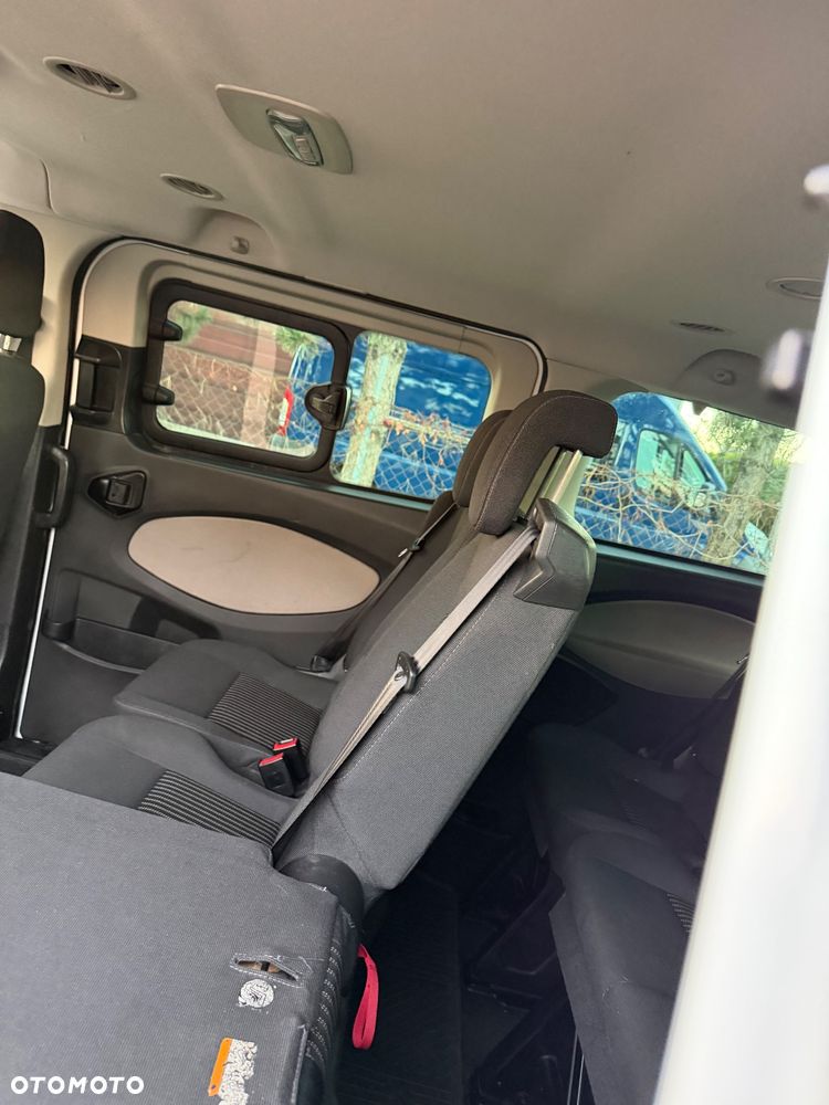 Ford Tourneo Custom 300 L2H1 VA Limited - 26