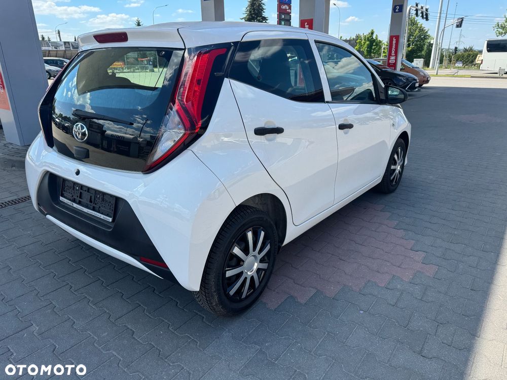 Toyota Aygo x - 4