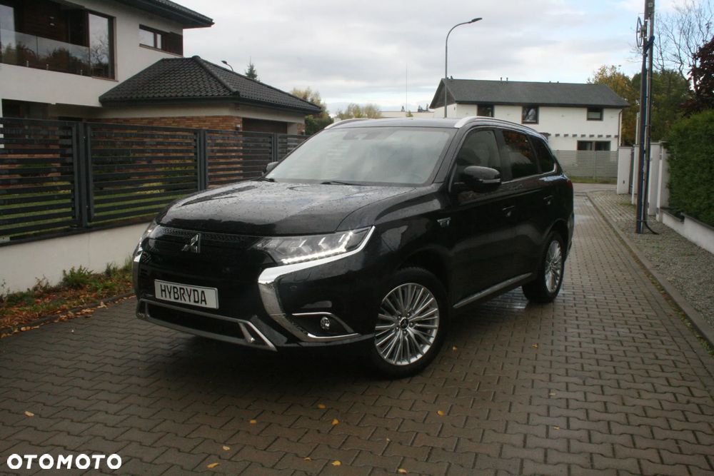 Mitsubishi Outlander - 34