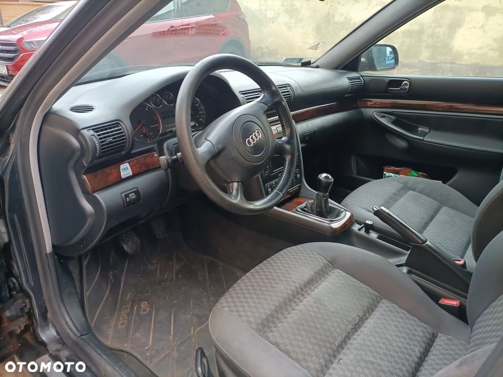 Audi A4 Limousine 1.9 TDI - 7