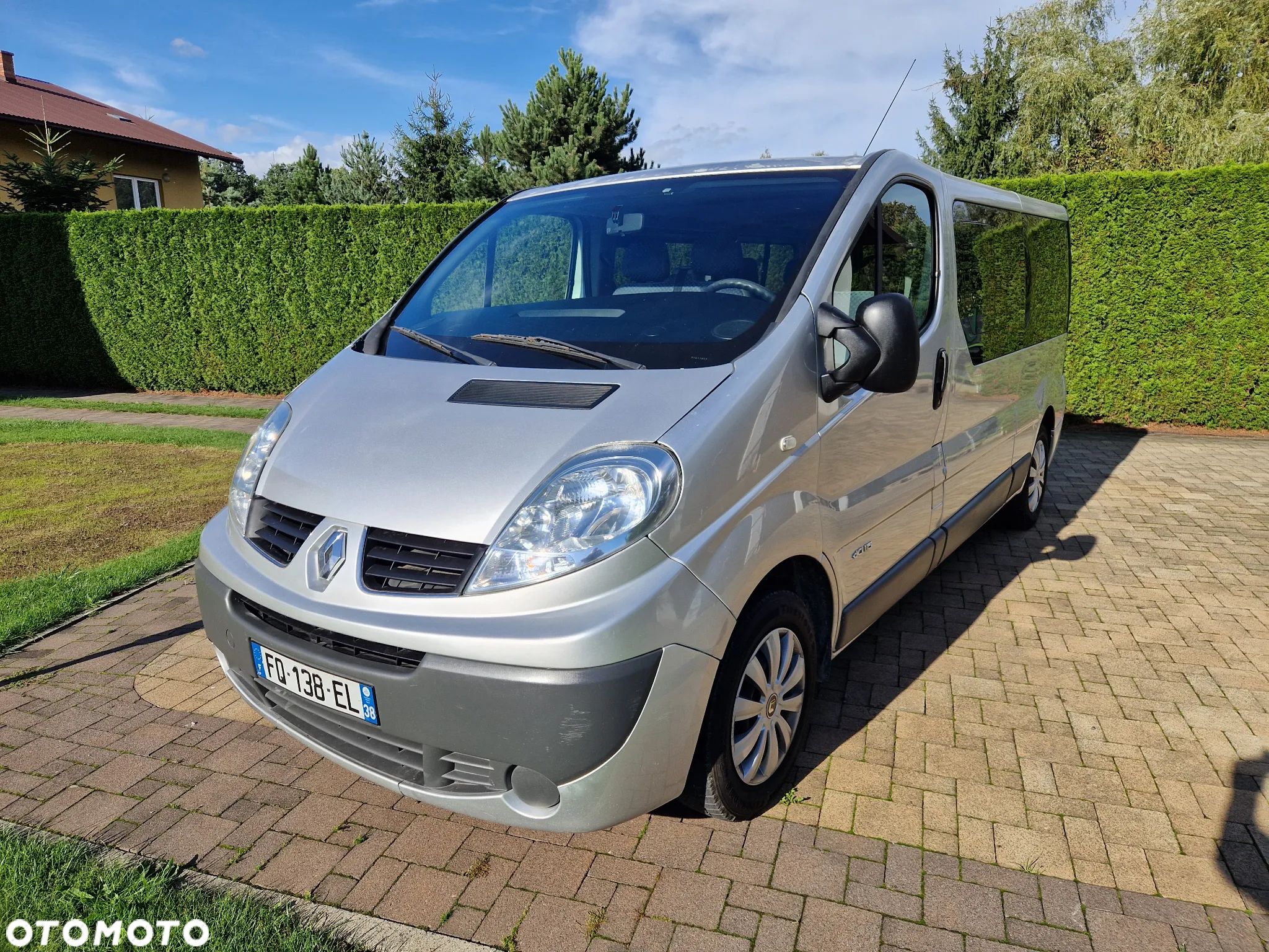 Renault Trafic 2.0 dCi 115 Passenger FAP L2H1 Expression - 1