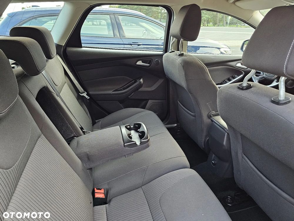 Ford Focus - 12