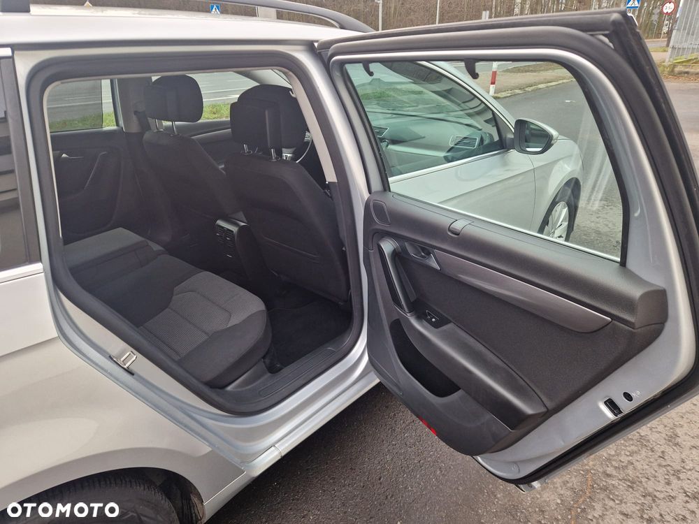 Volkswagen Passat Variant 1.8 TSI Comfortline - 12