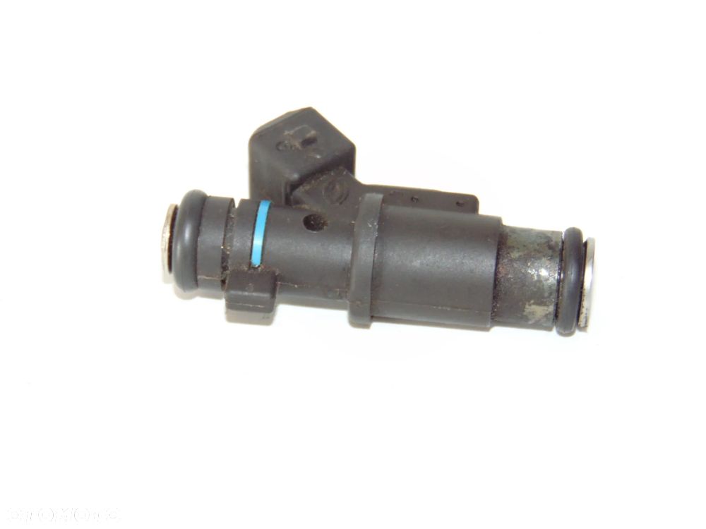 KOMPLET wtryski wtrysk wtryskiwacz paliwa 01F002A Citroen C2 C3 Xsara Peugeot 206 307 benzyna 1.4 - 3