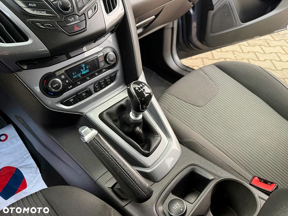 Ford Focus - 34