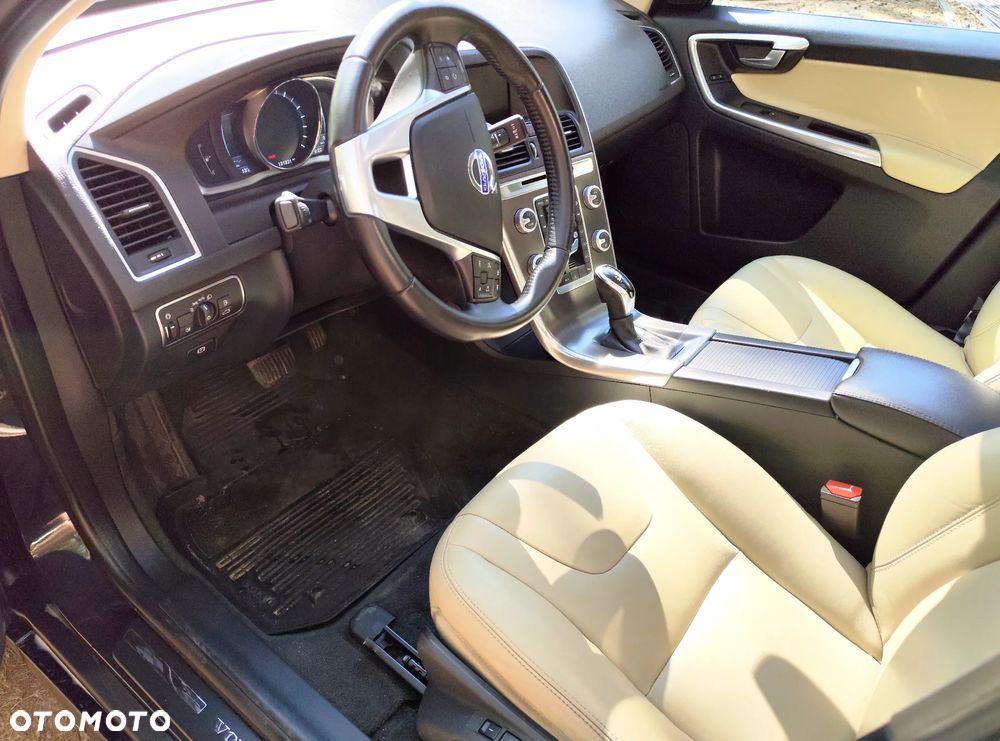 Volvo XC 60 T5 Geartronic Momentum - 19