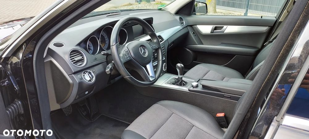 Mercedes-Benz Klasa C - 33