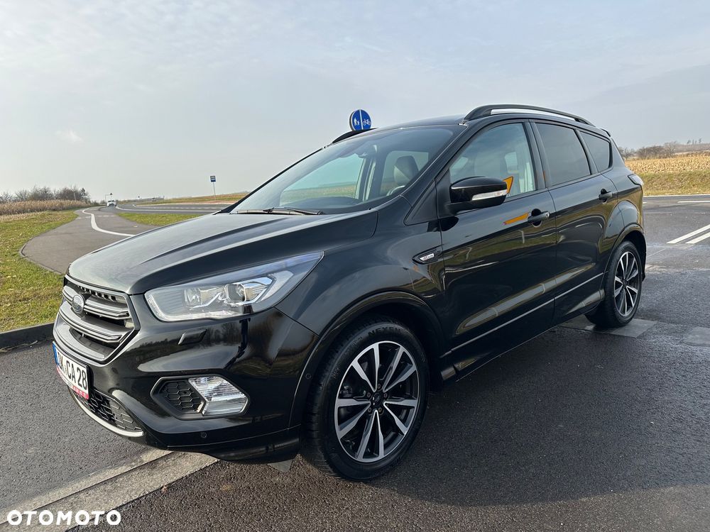 Ford Kuga 1.5 EcoBoost 2x4 ST-Line - 18