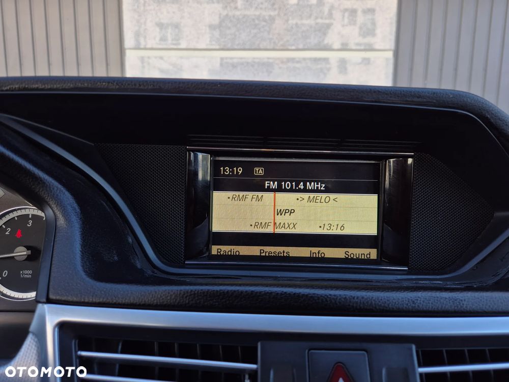 Mercedes-Benz Klasa E - 9