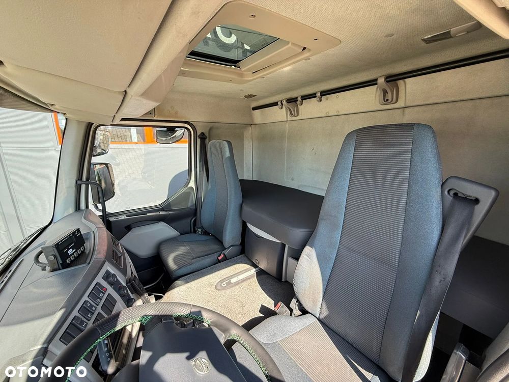 Volvo FL FE 18.290 / E5 / chłodnia 19 Epal / kabina sypialna / świeżo z Niemiec ! - 31