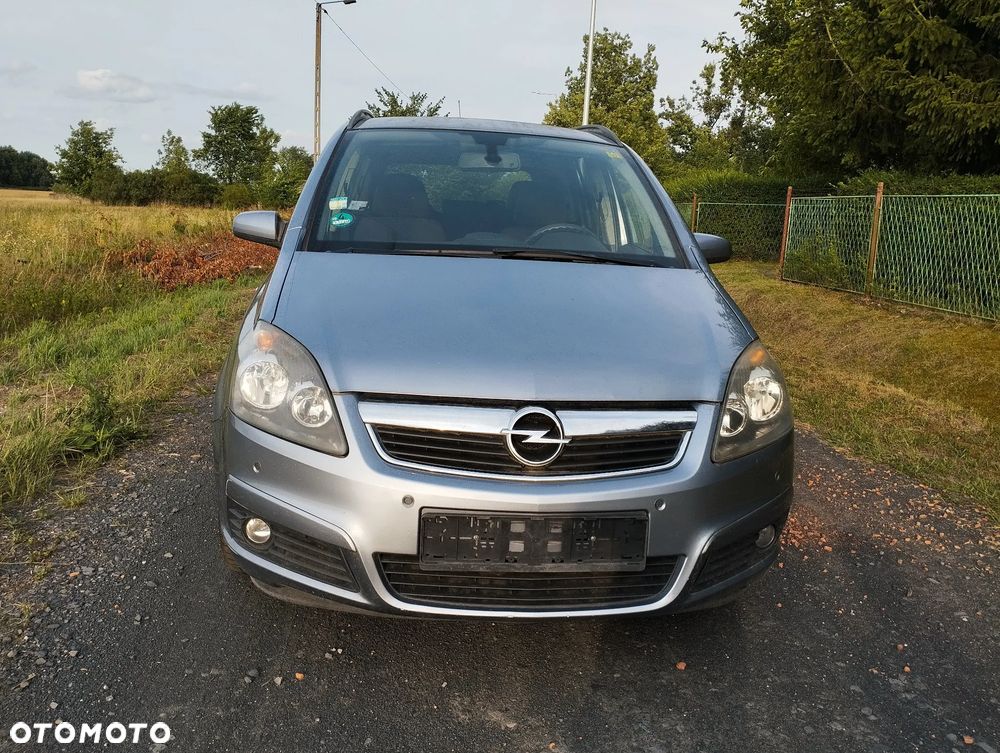 Opel Zafira - 13