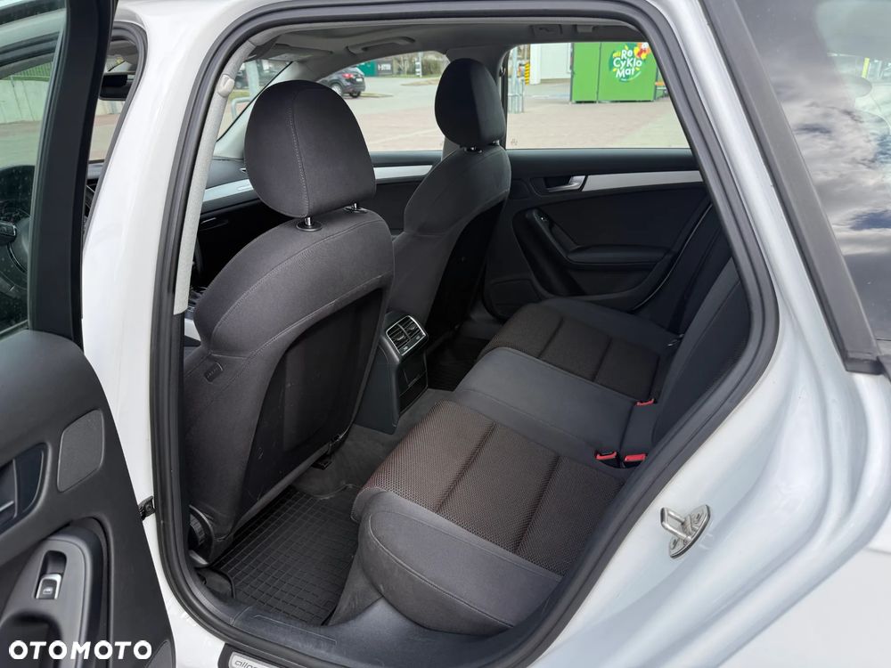 Audi A4 Allroad - 16