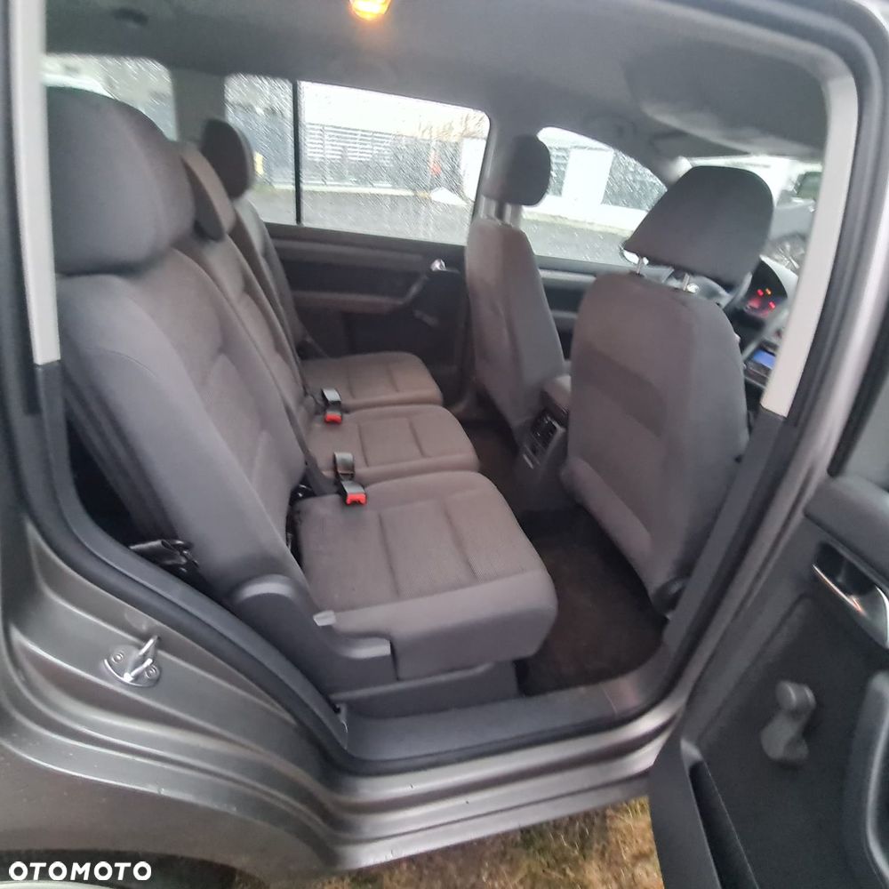 Volkswagen Touran 1.6 Freestyle - 16