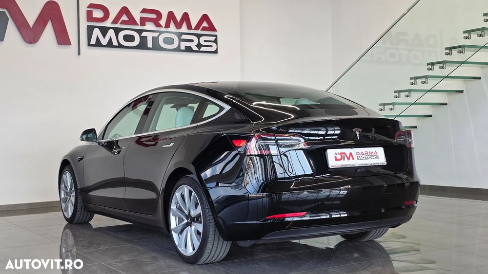 Tesla Model 3 Standard Reichweite Plus Hinterradantrieb - 6