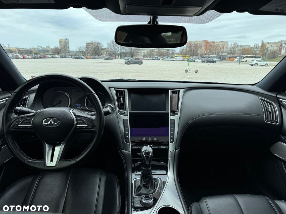 Infiniti Q60 2.0t Premium - 6