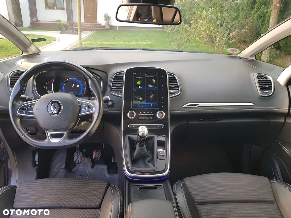 Renault Scenic ENERGY TCe 130 BOSE EDITION - 11