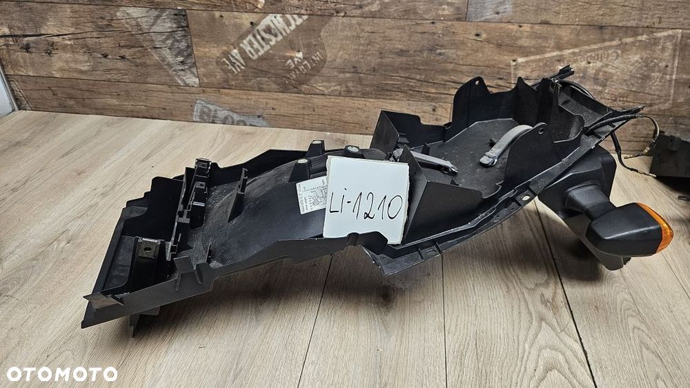 Nadkole Tył Błotnik Kierunkowskazy Yamaha FZS 1000 Fazer RN06 - 1