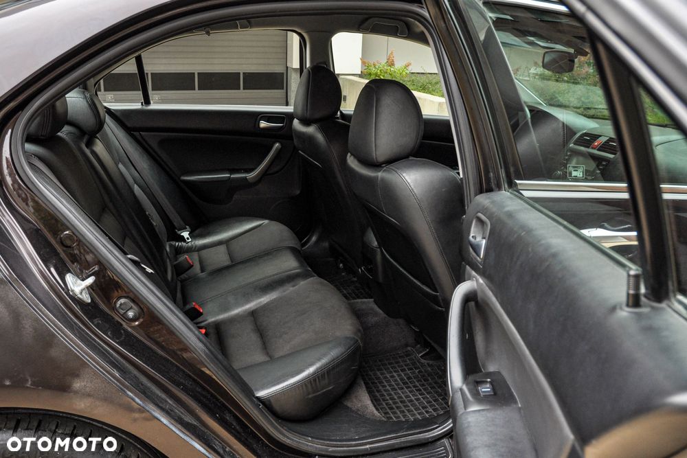 Honda Accord - 12
