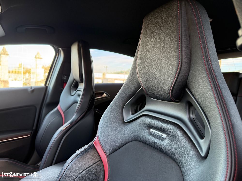 Mercedes-Benz A 45 AMG 4-Matic - 22