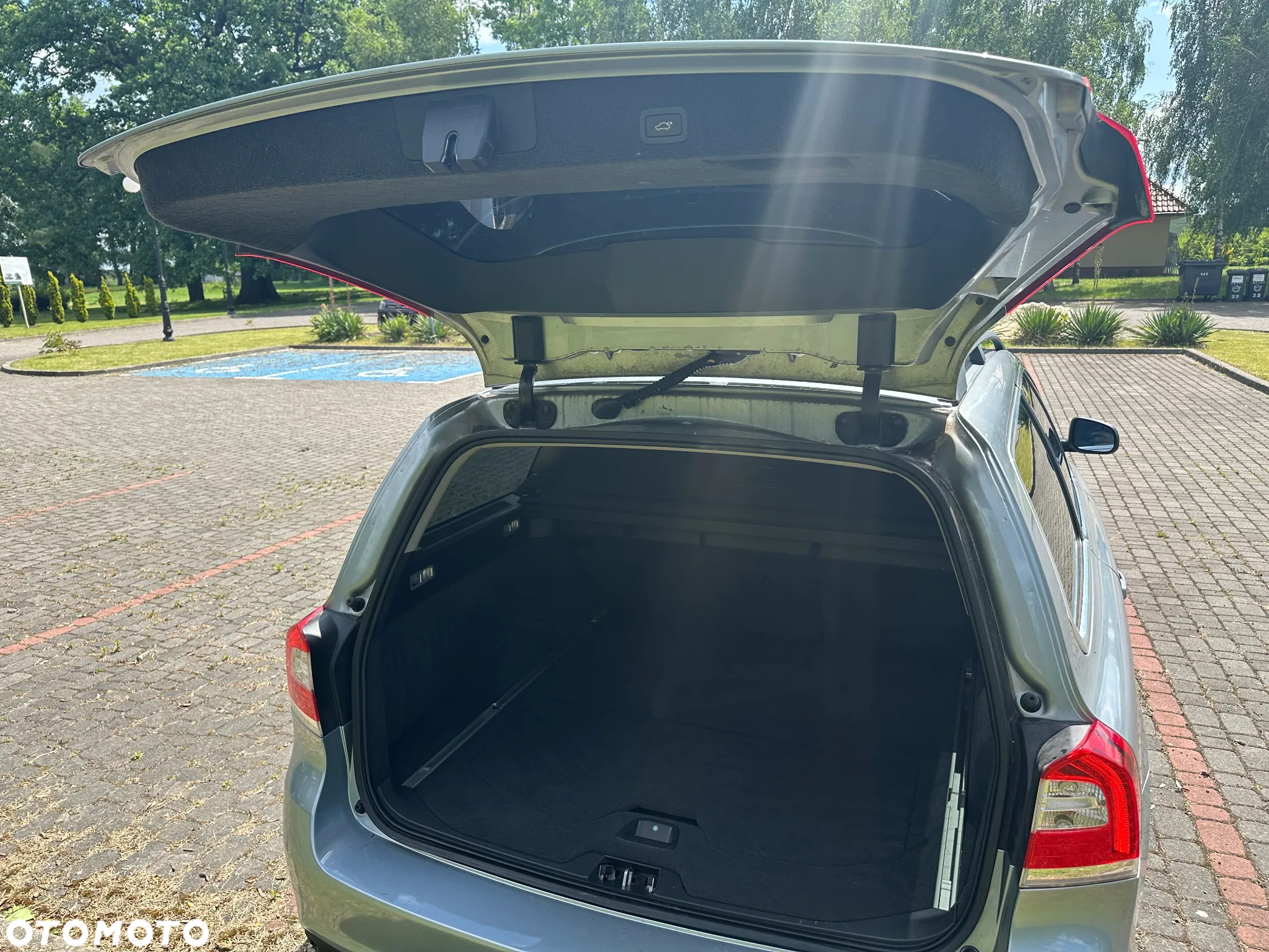 Volvo V70 D4 Drive-E Dynamic Summum - 24