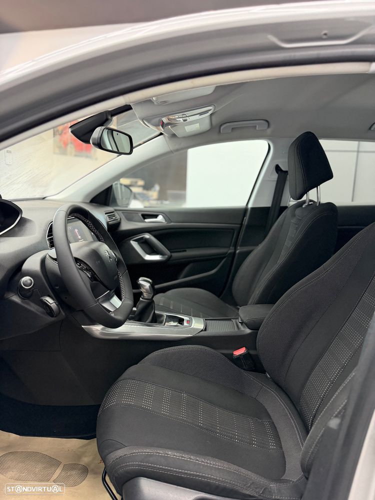 Peugeot 308 1.2 PureTech Business Line - 9