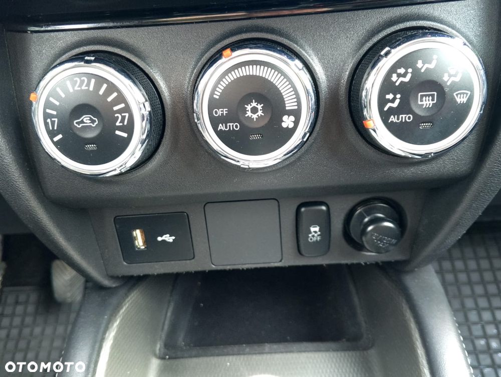 Mitsubishi ASX 1.6 Blue Sky Edition - 12
