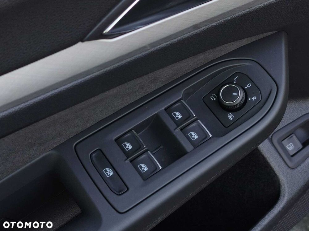 Volkswagen Golf 1.5 TSI EHybrid PHEV 150kW Life Plus DSG - 21