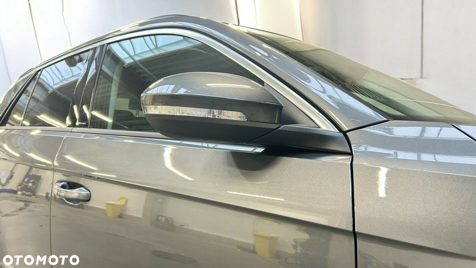 Volkswagen T-Roc 1.5 TSI Life DSG - 5