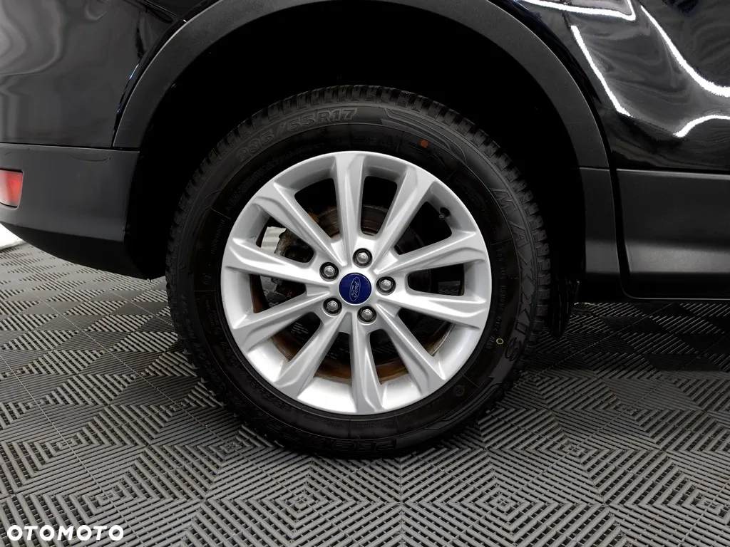Ford Kuga 2.0 TDCi 4WD Titanium - 29
