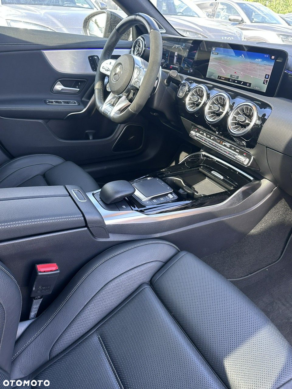 Mercedes-Benz CLA AMG 45 S 4-Matic 8G-DCT - 26