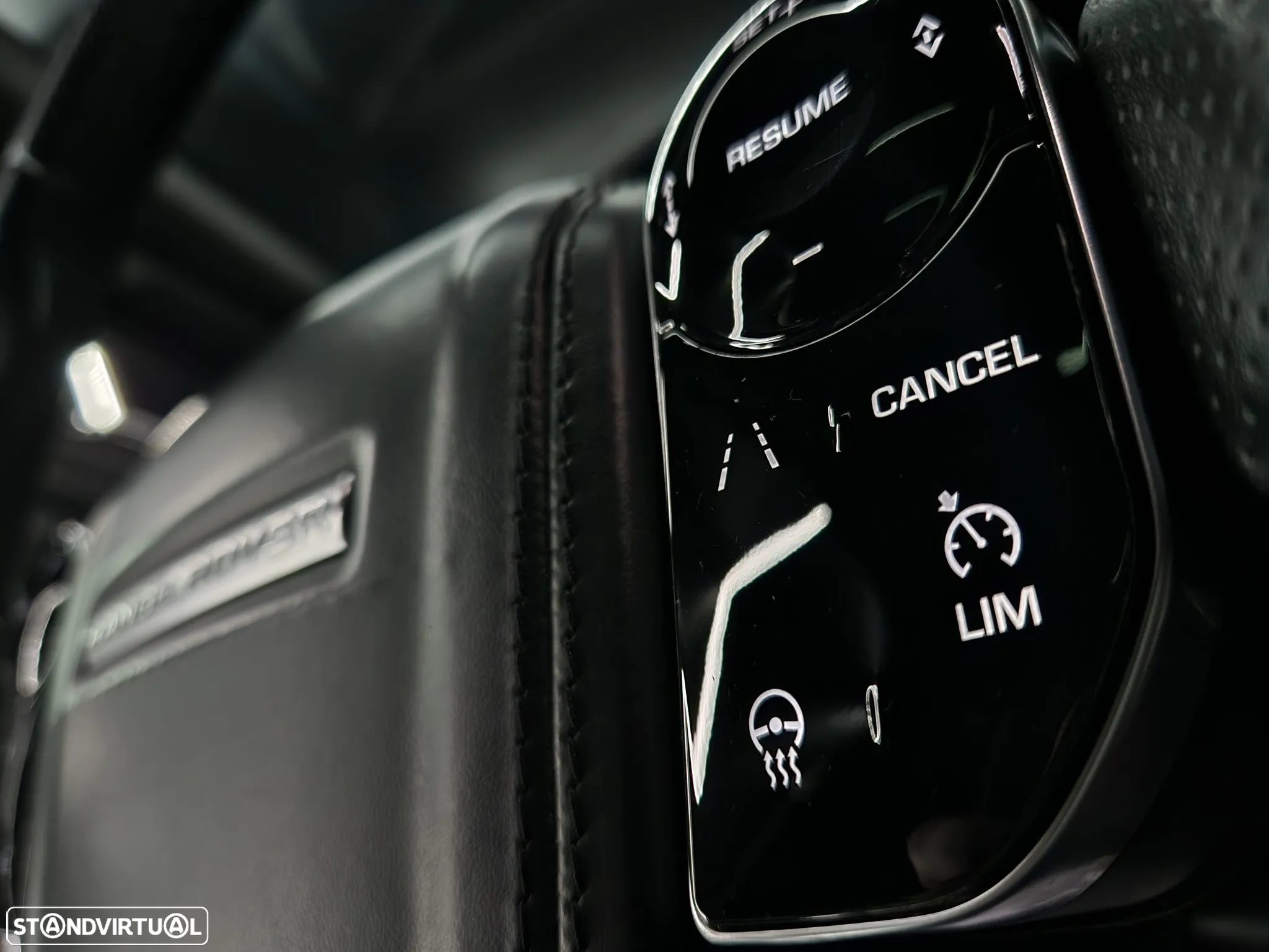Land Rover Range Rover Velar 3.0 D R-Dynamic HSE - 16