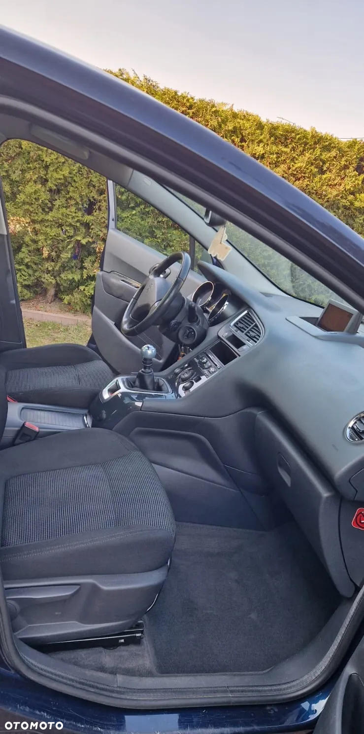 Peugeot 5008 1.6 HDi Premium - 6