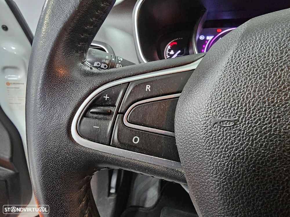 Renault Mégane - 16