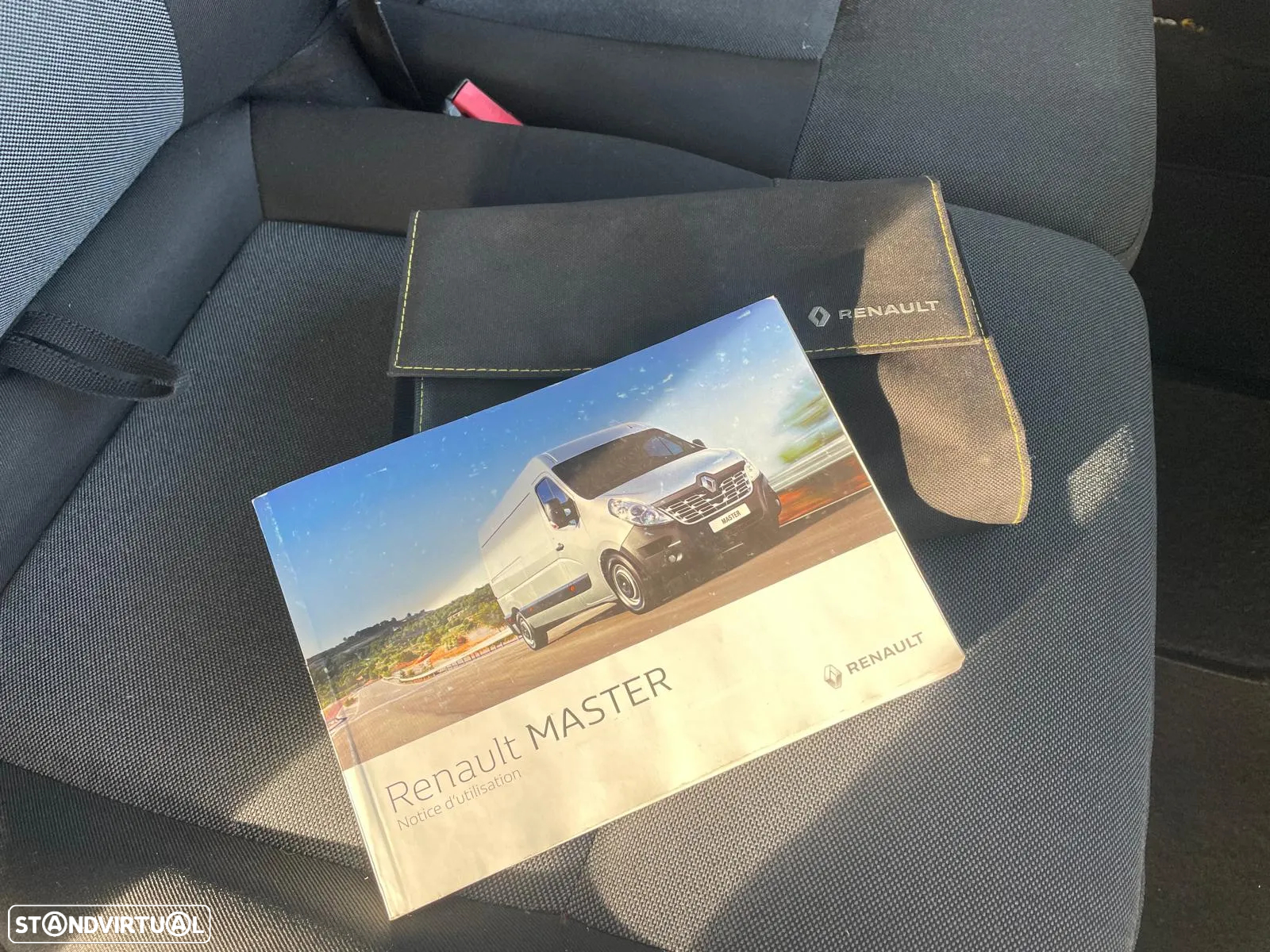 Renault Master 2.3 DCI Grand Confort c/Báscula - 25