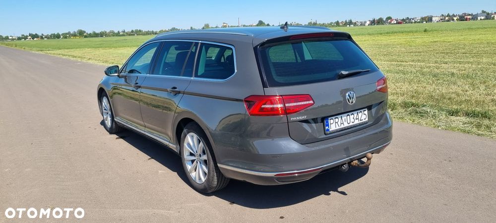 Volkswagen Passat 2.0 TDI SCR DSG Highline - 4