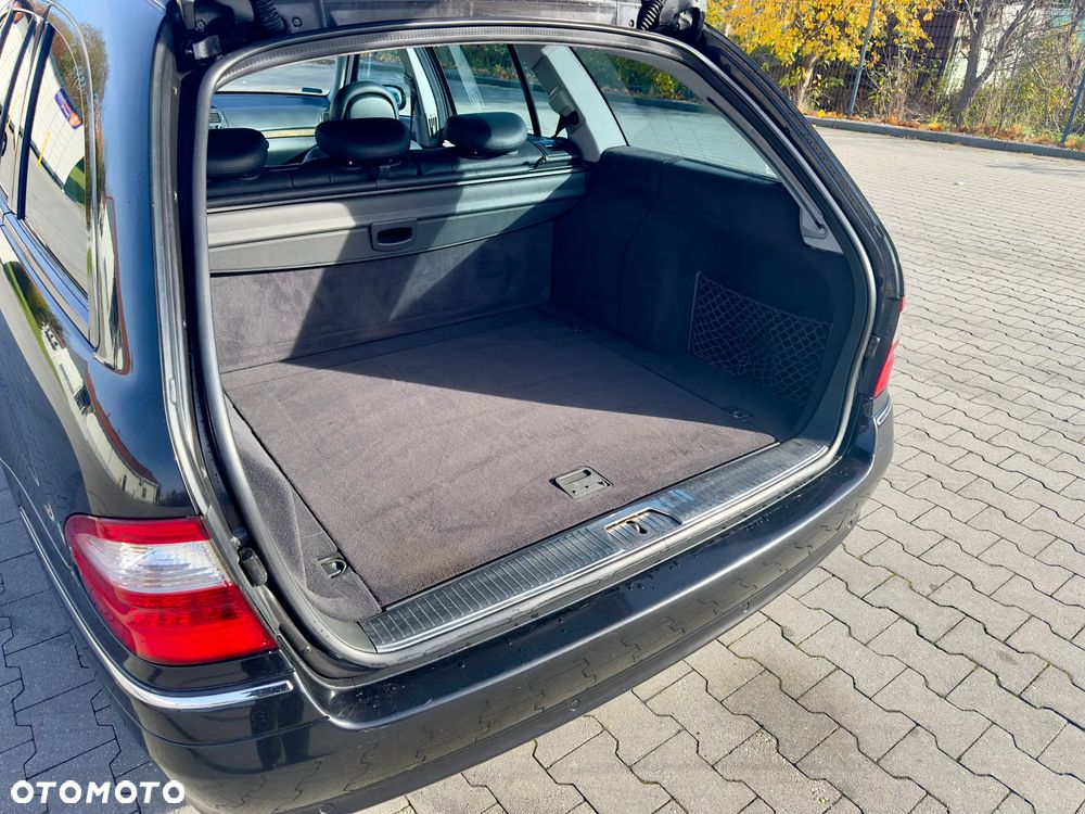 Mercedes-Benz Klasa E - 26