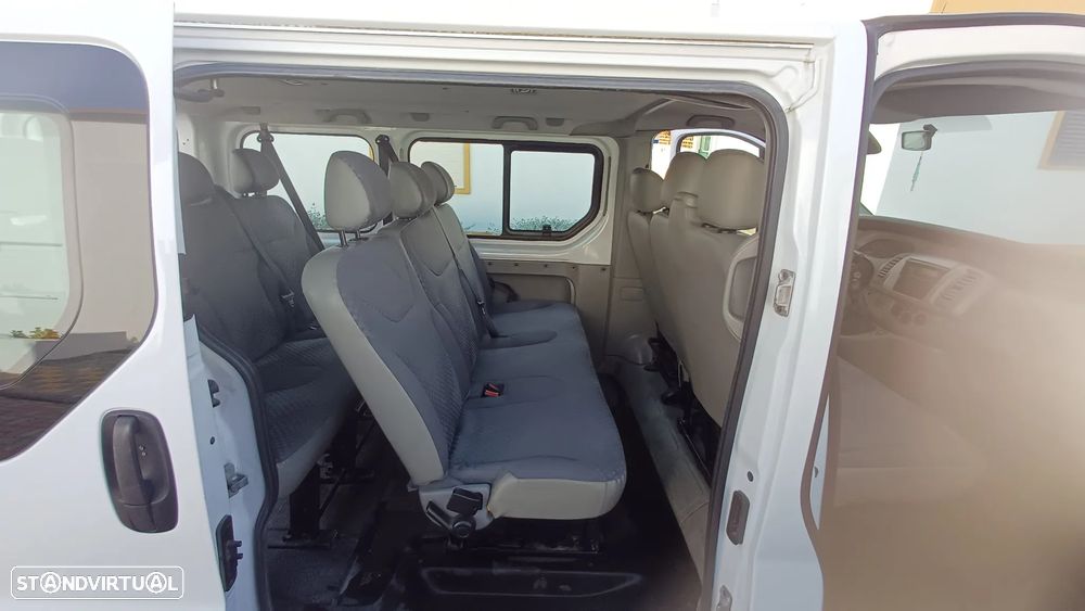 Renault Trafic - 11