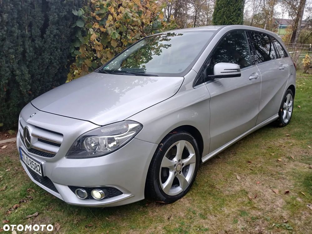 Mercedes-Benz Klasa B 200 CDI (BlueEFFICIENCY) - 1