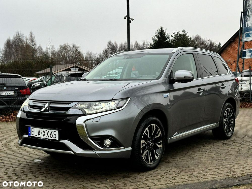 Mitsubishi Outlander - 14