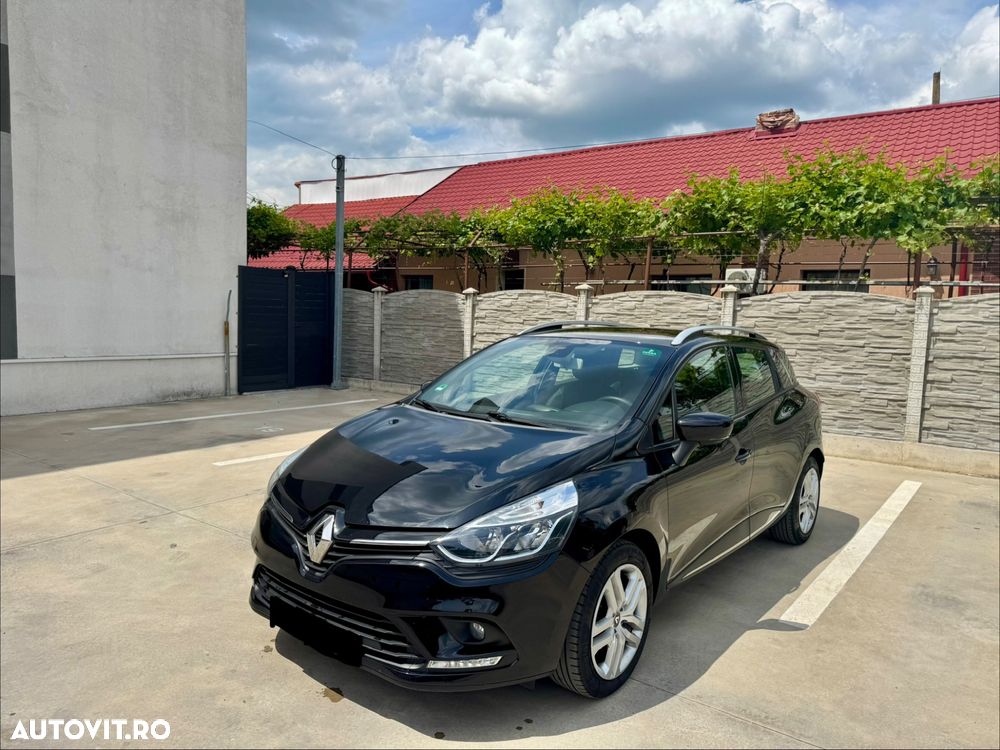 Renault Clio - 1