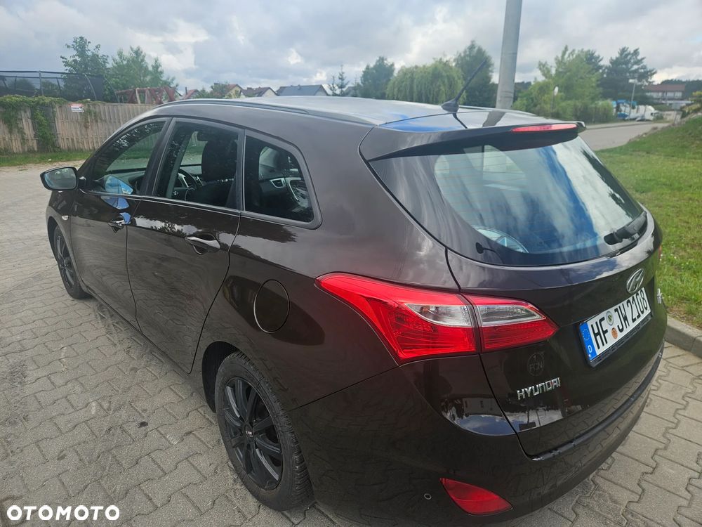 Hyundai i30 1.6 Comfort - 3