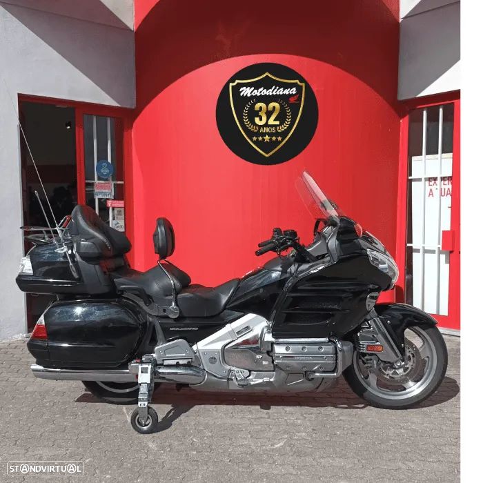 Honda Goldwing 1800 With Landing Gear - 3