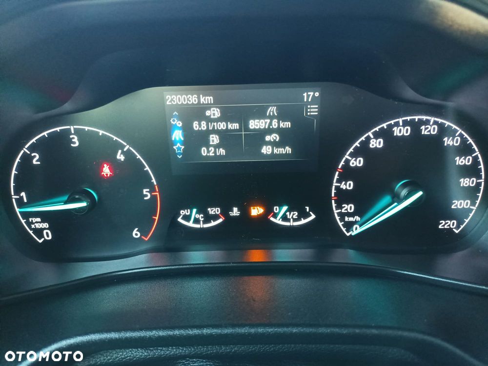 Ford Transit Connect - 25