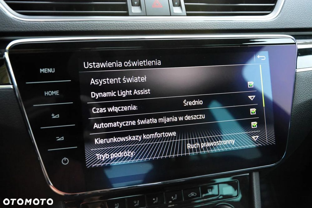 Skoda Superb 2.0 TDI SCR L&K DSG - 27