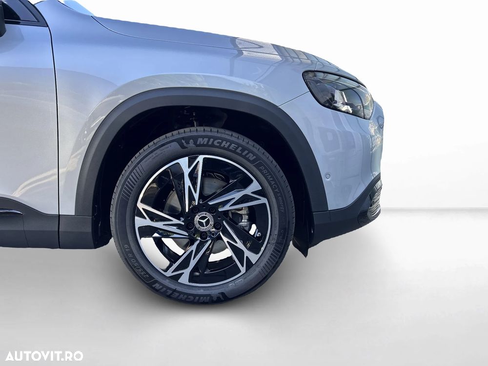 Mercedes-Benz GLB 220 4MATIC - 16