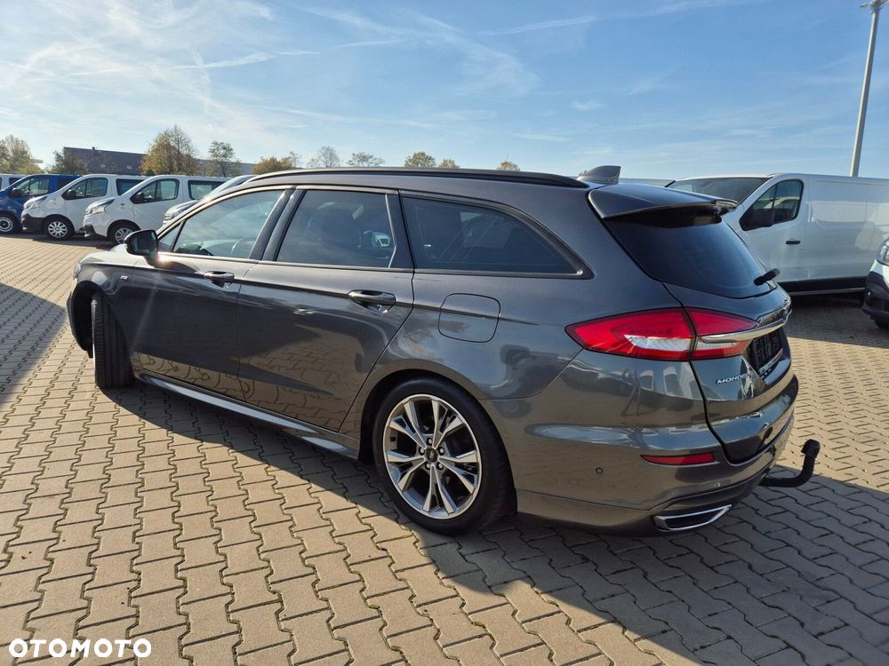 Ford Mondeo - 10