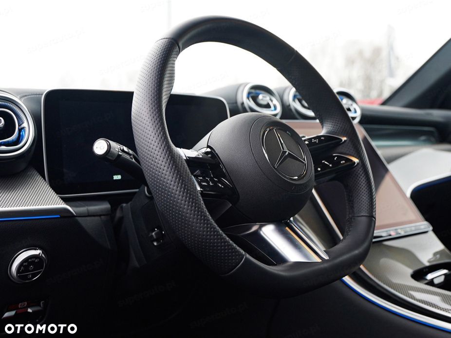 Mercedes-Benz GLC - 10