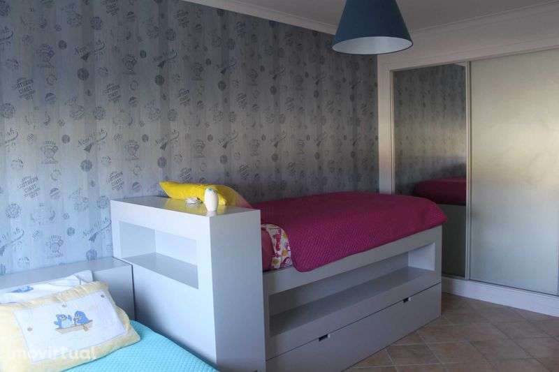 Apartamento Mobilado e Equipado com Vista Mar–São Martinho do Porto - Grande imagem: 5/9